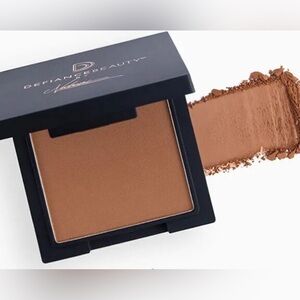 🌞 Defiance Beauty Satin Sovereign Bronzer — Goddess Glow (2.8g) ✨